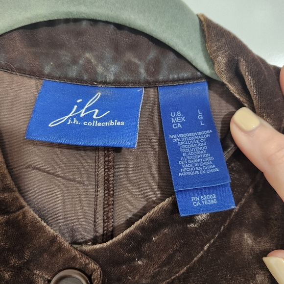 Classic Brown Velvet Women's Jacket, Size Large - Picture 3 of 7